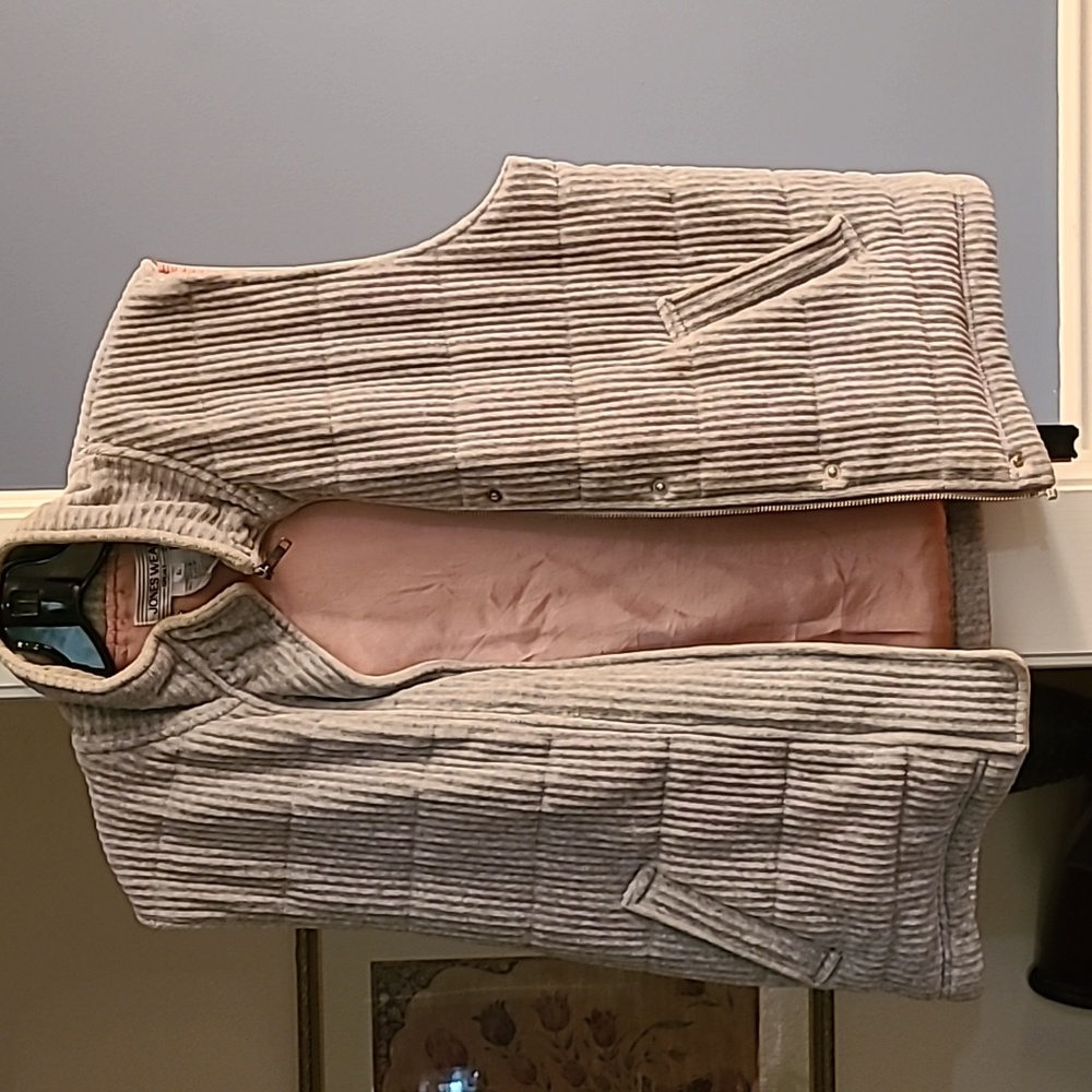 Woman's Vest